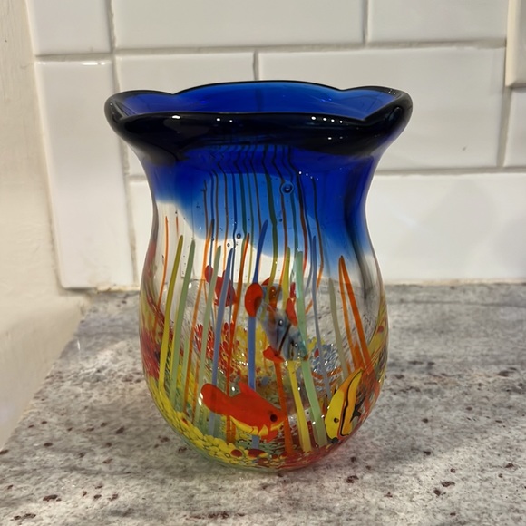 Heavy thick Art Glass Blown Tropical Fish Aquarium Vase Murano Style - Picture 1 of 16